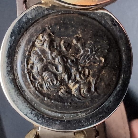 Rodier Genuine Brown Leather Woman's Belt with Coin Like Buckle. - Picture 3 of 16